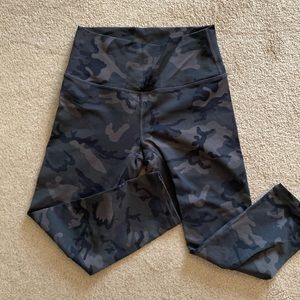 Camouflage Women’s Capri Leggings